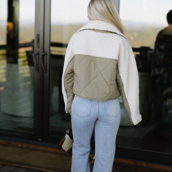 Darcy Quilted Sherpa Jacket-Olive - Picture 4 of 6